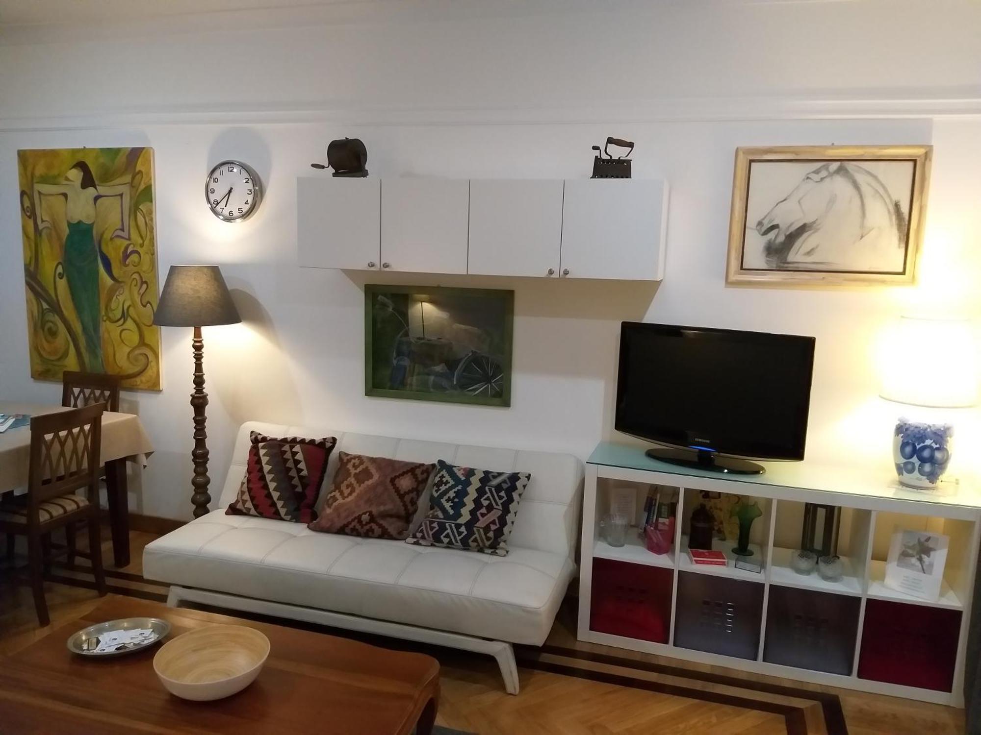 Lilium House Apts — Foto 3